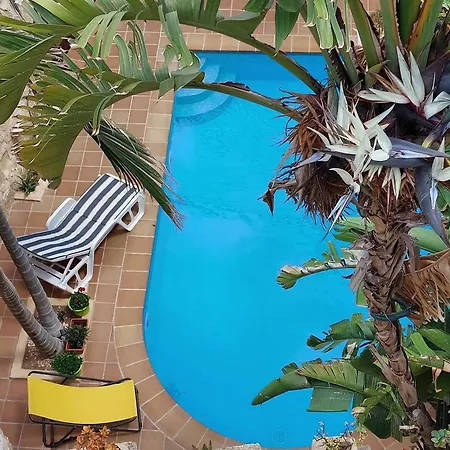לינה וארוחת בוקר Haven Għarb