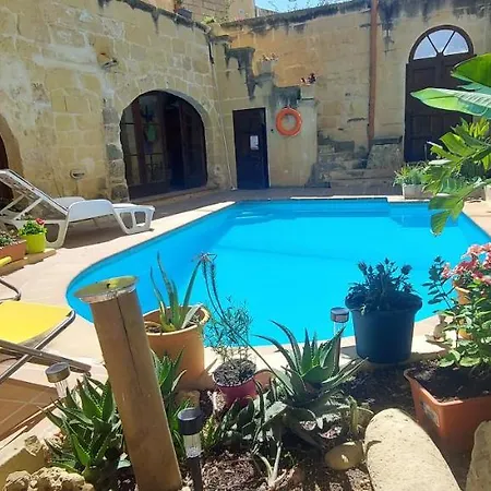 Haven * Gharb (Gozo)