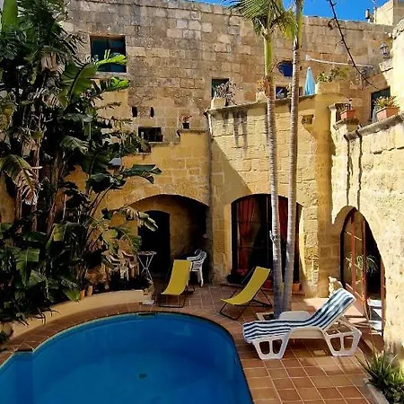 Haven לינה וארוחת בוקר Għarb